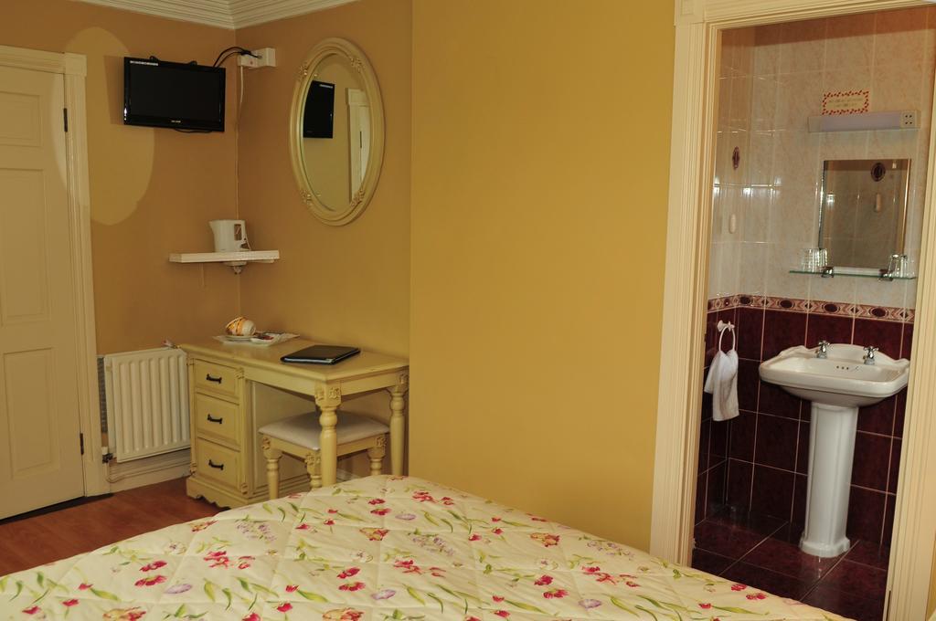Killererin House B&B เลตเตอร์เคนนี ภายนอก รูปภาพ
